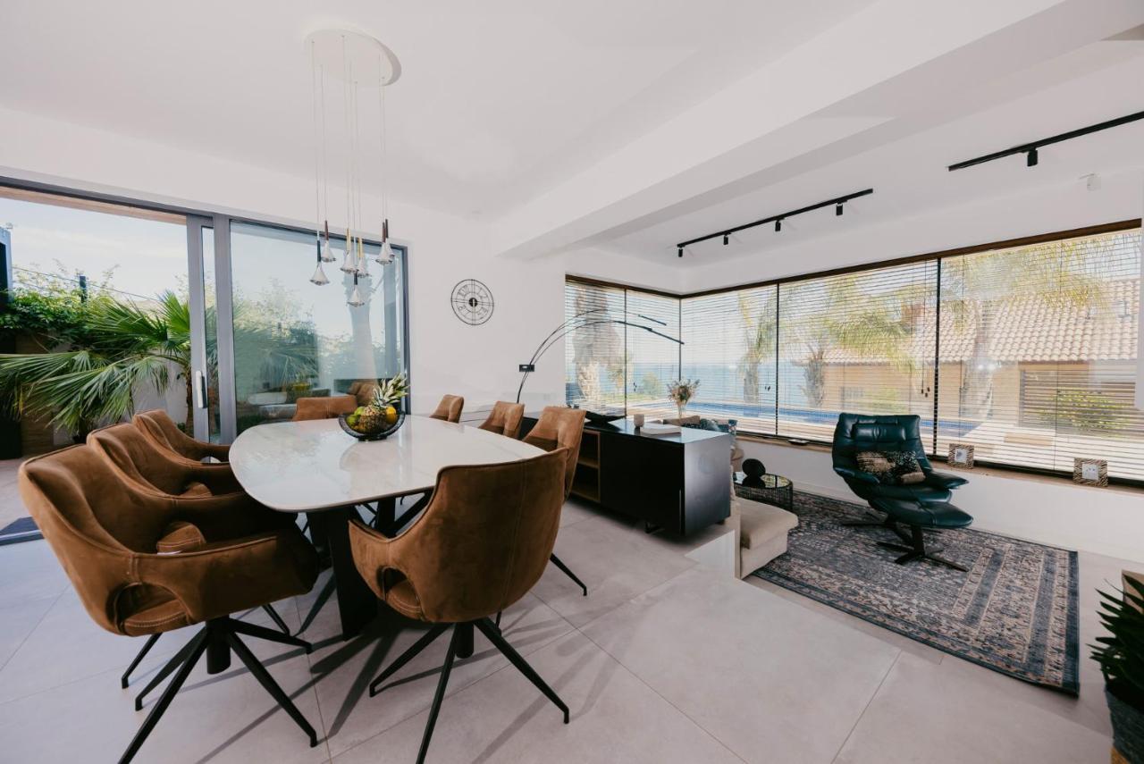 Villa Bloomhill Escape Трогир Екстериор снимка