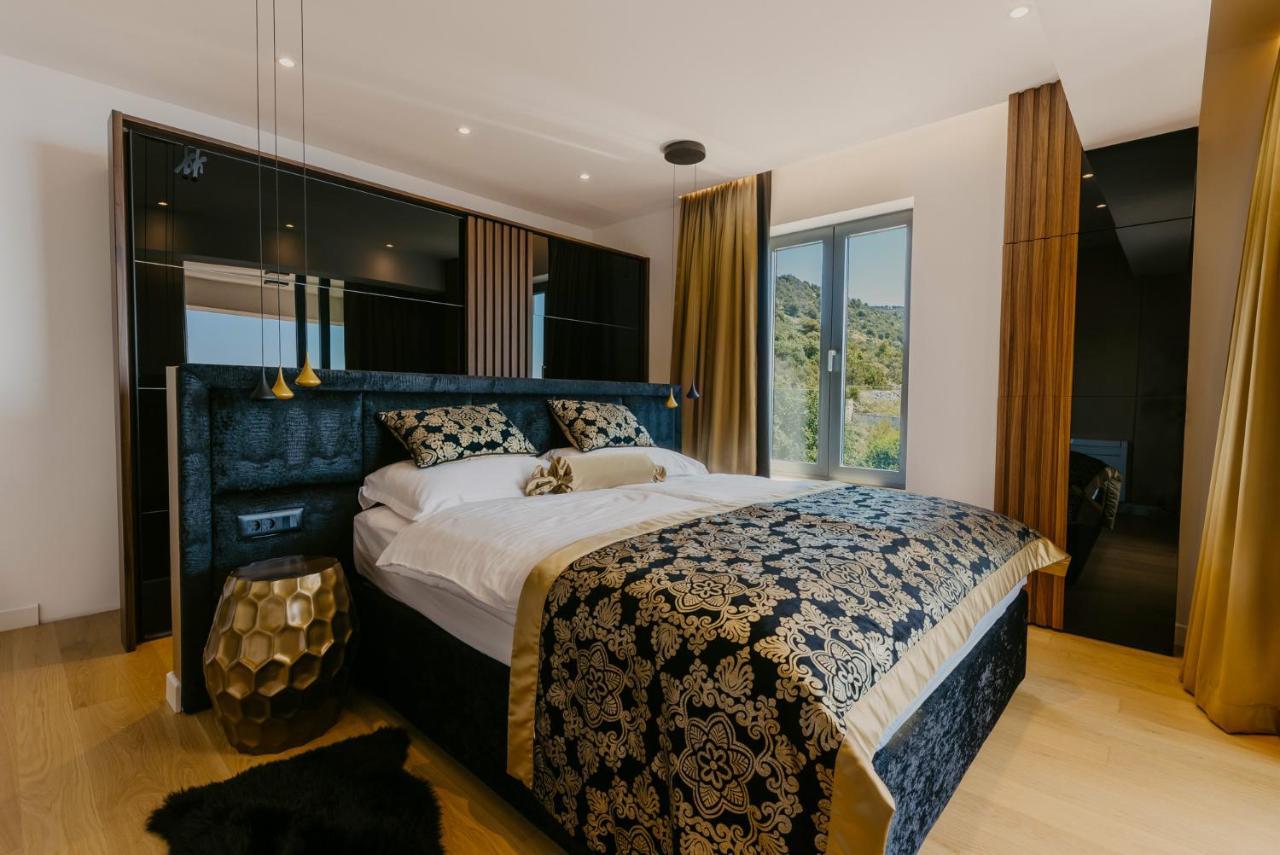 Villa Bloomhill Escape Трогир Екстериор снимка