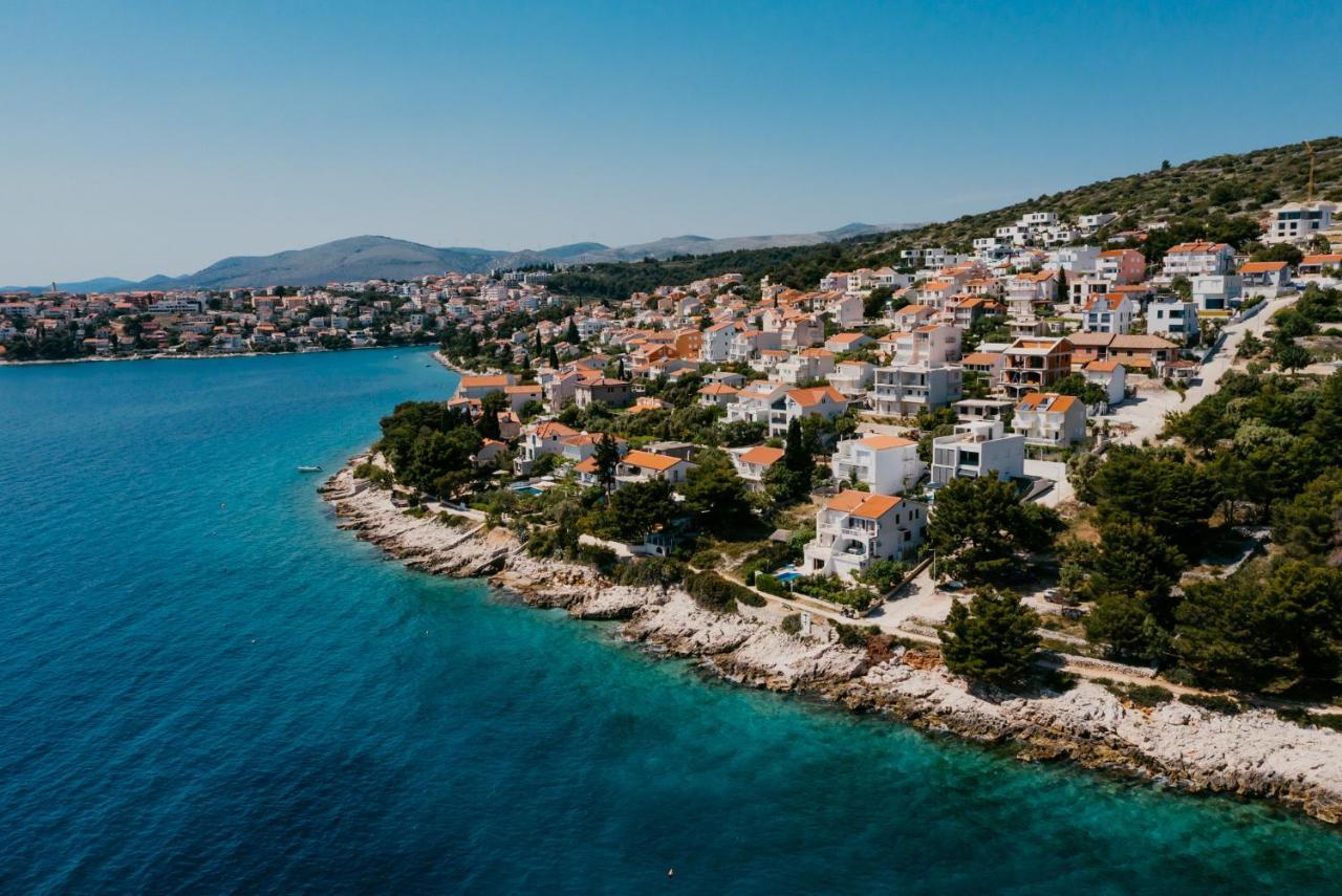 Villa Bloomhill Escape Трогир Екстериор снимка