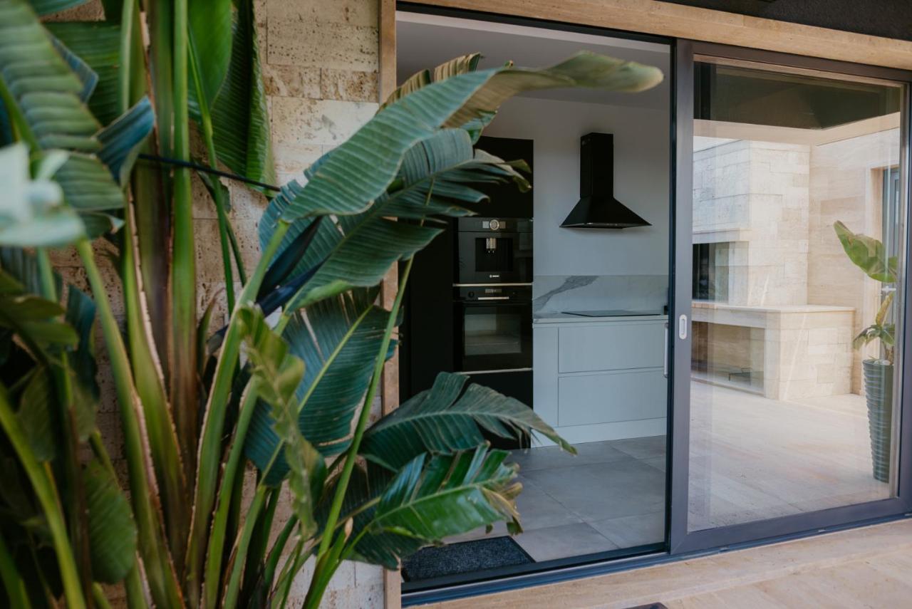 Villa Bloomhill Escape Трогир Екстериор снимка