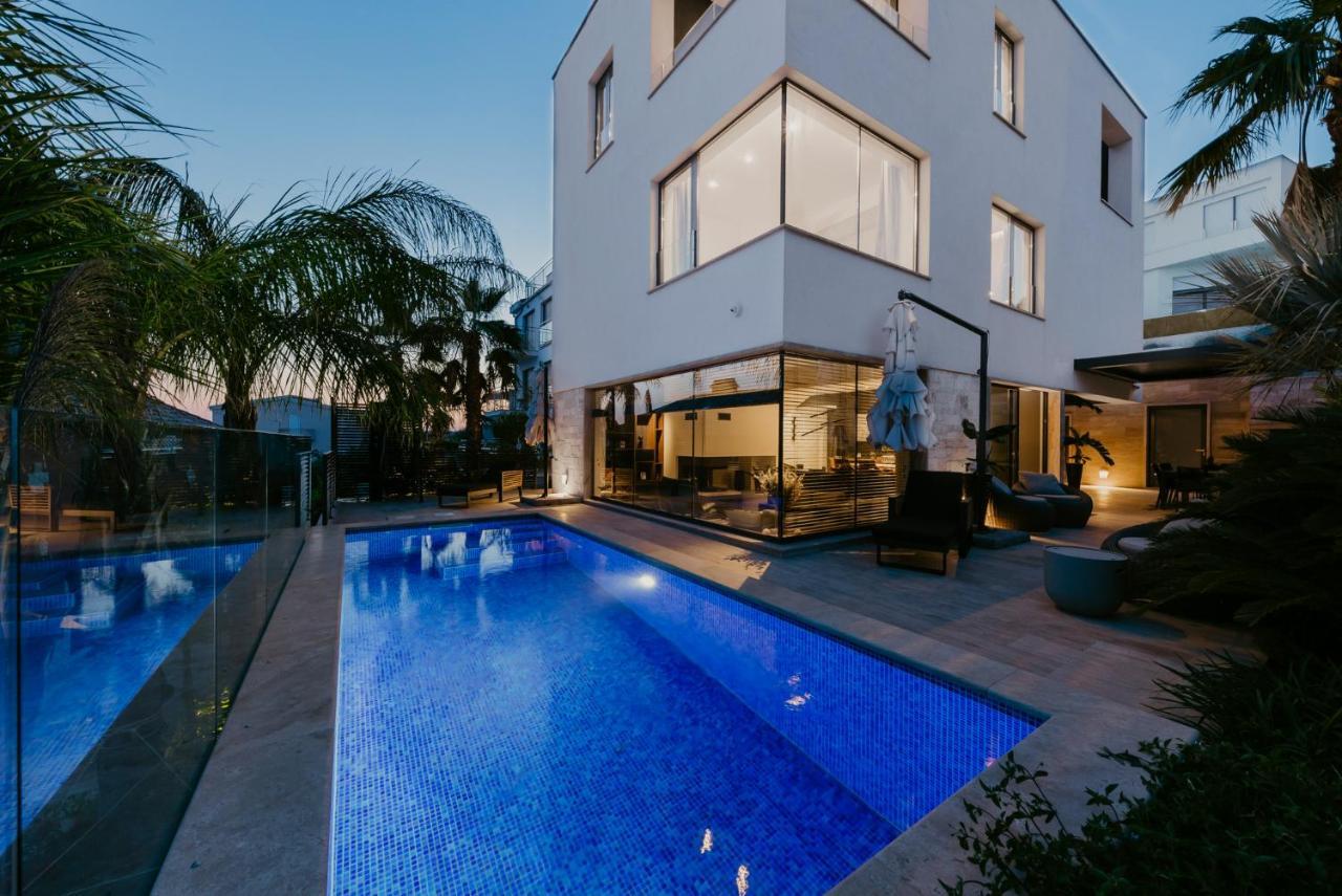 Villa Bloomhill Escape Трогир Екстериор снимка