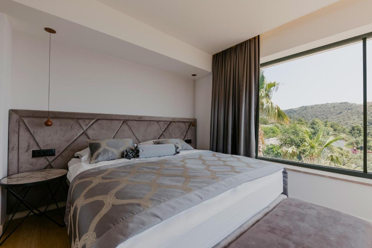 Villa Bloomhill Escape Трогир Екстериор снимка